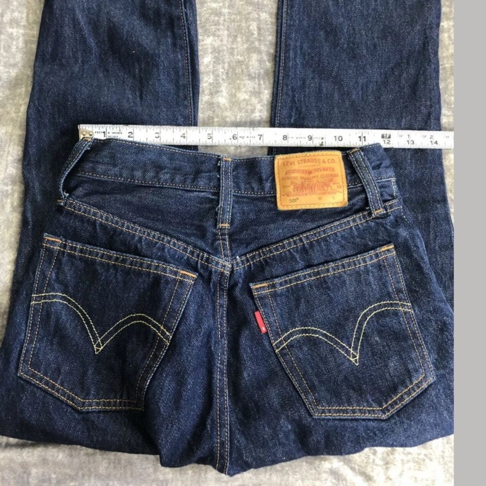 Levis Womens 501 Jean Dark Wash Straight Leg 28x23